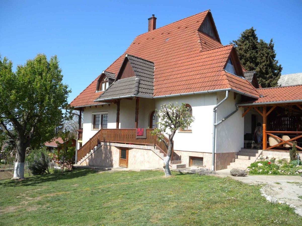 Apartment In Fonyod/Balaton 18583 Bagian luar foto