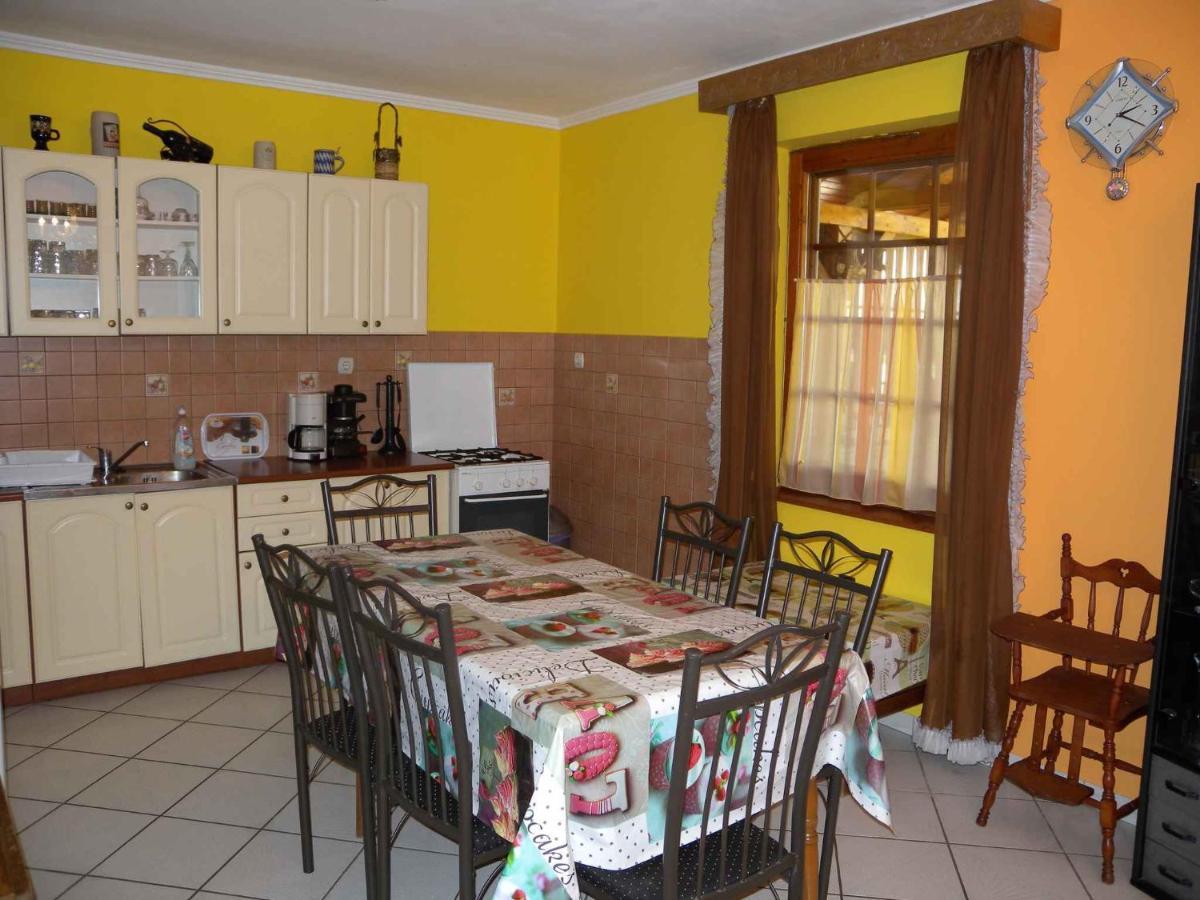 Apartment In Fonyod/Balaton 18583 Bagian luar foto