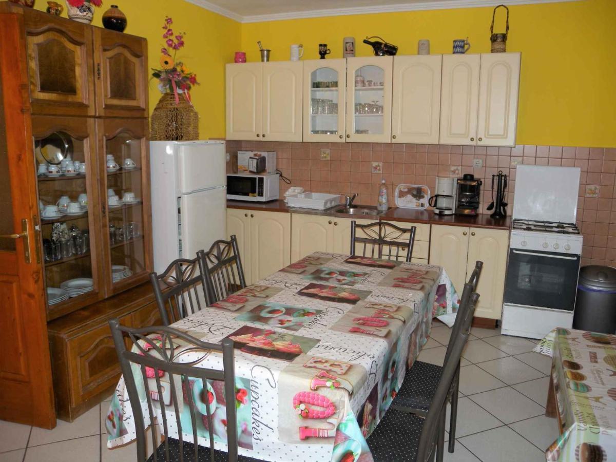 Apartment In Fonyod/Balaton 18583 Bagian luar foto