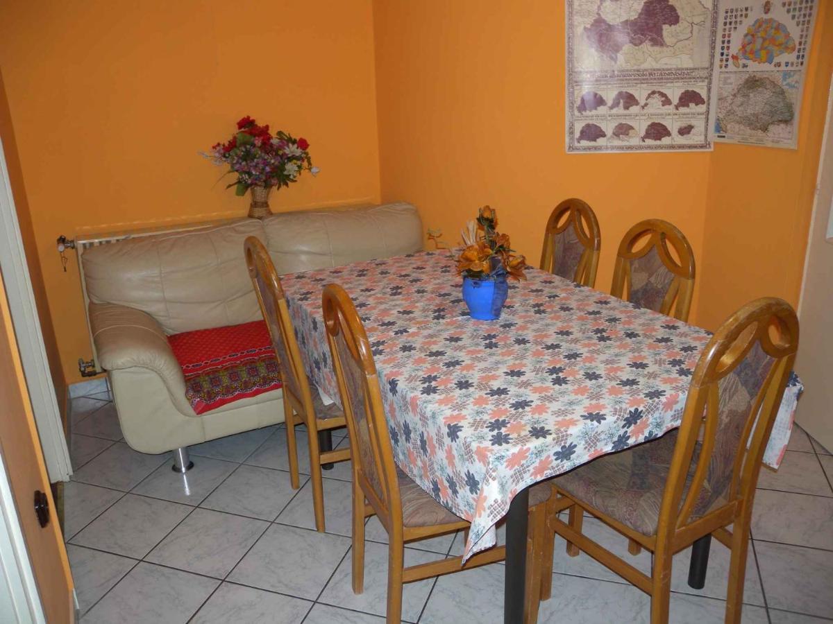 Apartment In Fonyod/Balaton 18583 Bagian luar foto